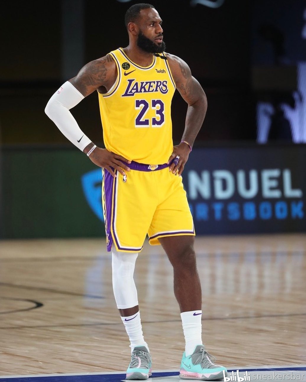 强队扎堆的 强队扎堆的